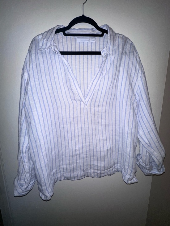 Martha Stewart Tops - Martha Stewart Classic White & Light Blue Striped V-Neck 100% Linen Blouse